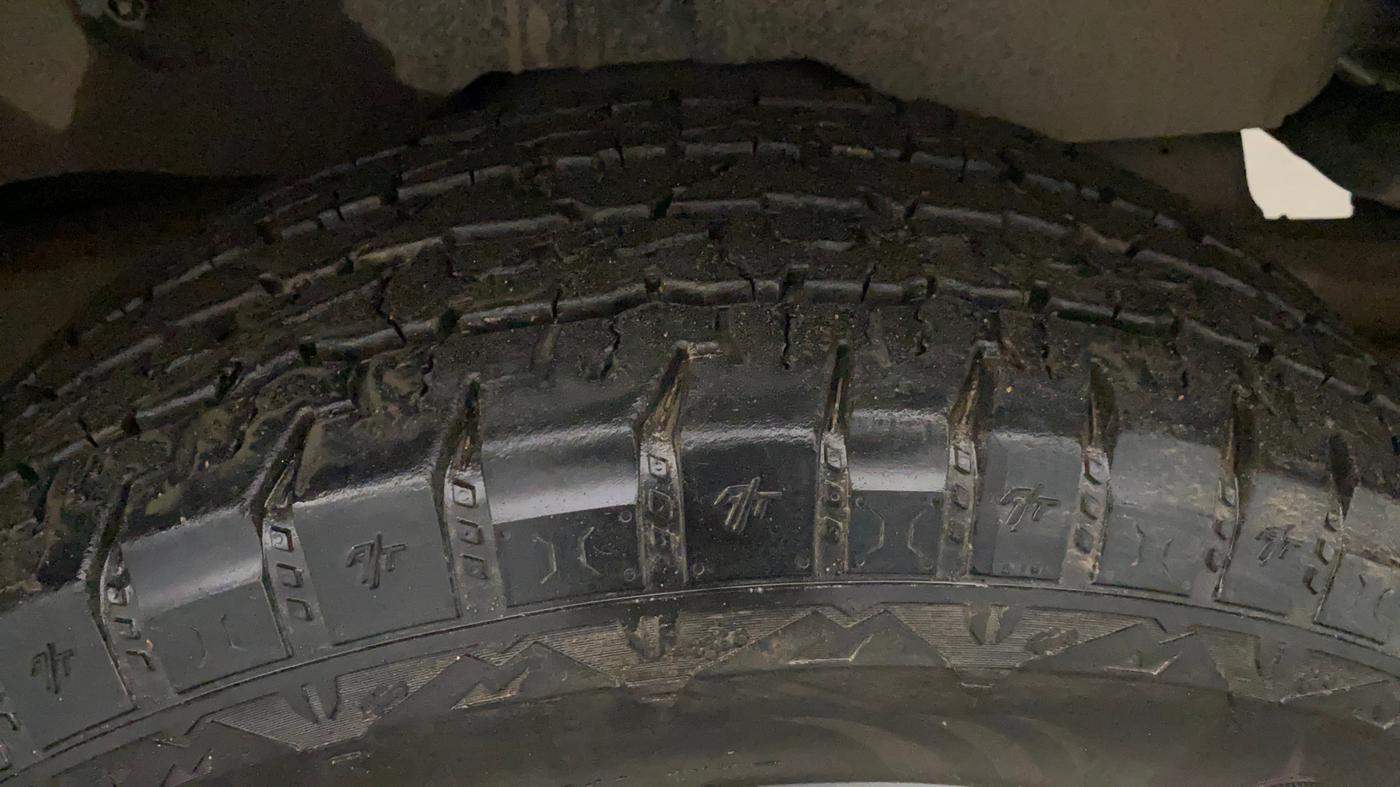 2023 Mahindra Thar LX HT PETROL 4WD MT, Petrol, Manual, 23,167 km, Left Rear Tyre Tread