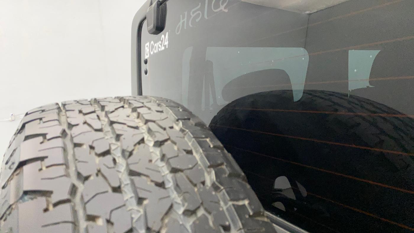 2023 Mahindra Thar LX HT PETROL 4WD MT, Petrol, Manual, 23,167 km, Rear Wiper
