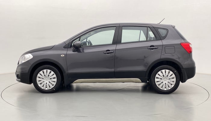 2017 Maruti S Cross SIGMA 1.3, Diesel, Manual, 49,703 km, Left Side