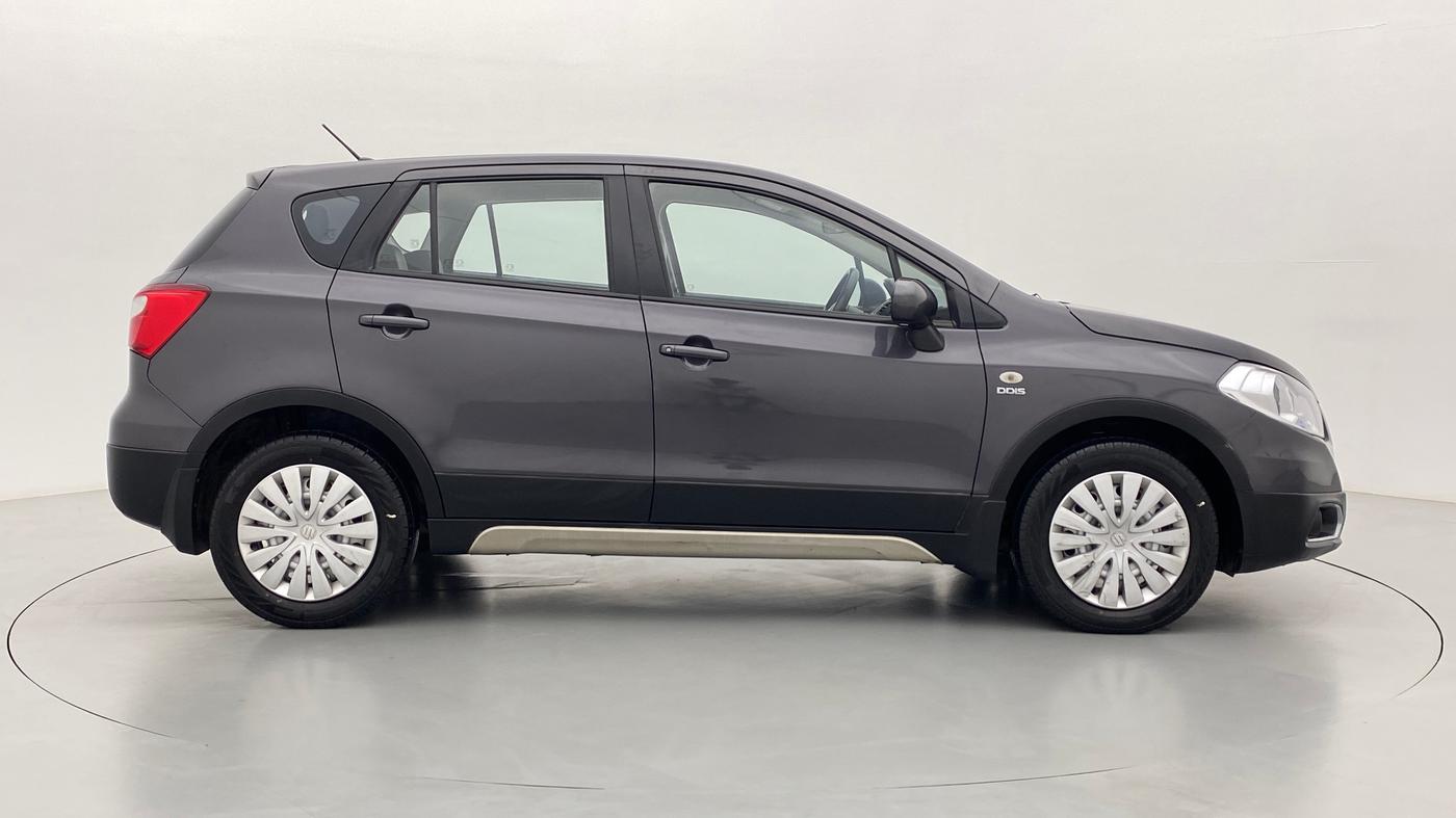 2017 Maruti S Cross SIGMA 1.3, Diesel, Manual, 49,703 km, Right Side View