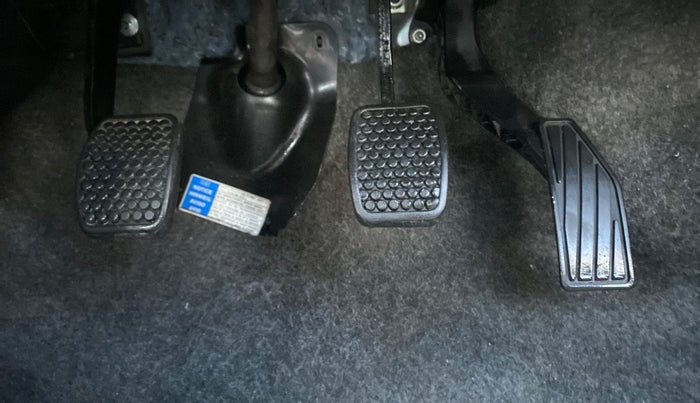 2019 Maruti Alto LXI, Petrol, Manual, 44,301 km, Pedals
