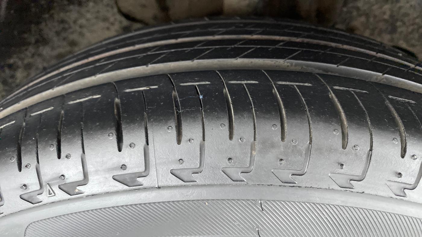 2018 Tata Tiago XT 1.2 REVOTRON, Petrol, Manual, 44,300 km, Right Front Tyre Tread