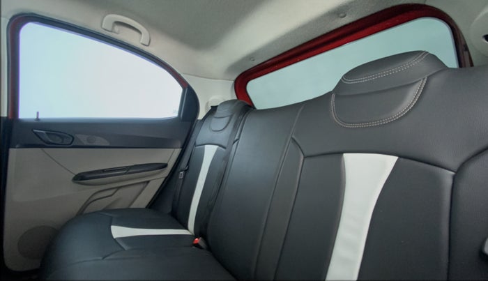 2018 Tata Tiago XT 1.2 REVOTRON, Petrol, Manual, 44,300 km, Right Side Rear Door Cabin