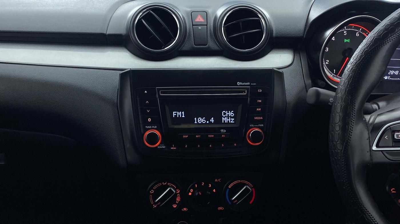 2019 Maruti Swift VXI D, Petrol, Manual, 28,615 km, Air Conditioner