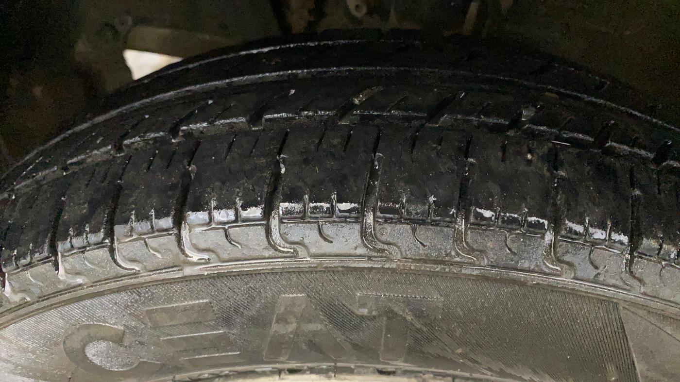 2020 Maruti New Wagon-R LXI CNG (O) 1.0, CNG, Manual, 1,15,224 km, Left Front Tyre Tread