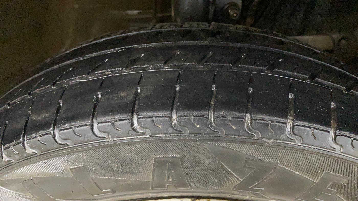 2020 Maruti New Wagon-R LXI CNG (O) 1.0, CNG, Manual, 1,15,224 km, Right Front Tyre Tread