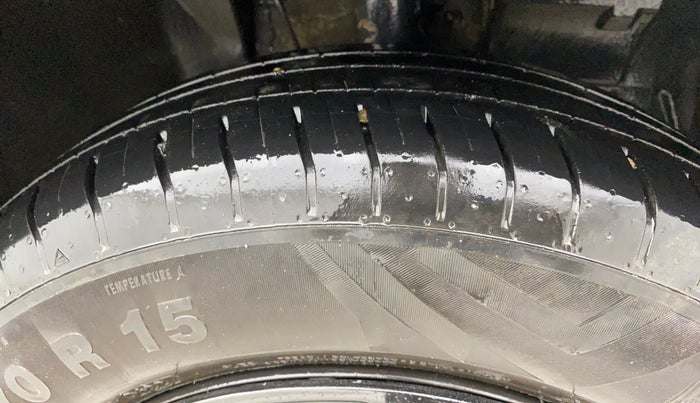 2022 Tata PUNCH ACCOMPLISHED MT, Petrol, Manual, 22,238 km, Right Front Tyre Tread