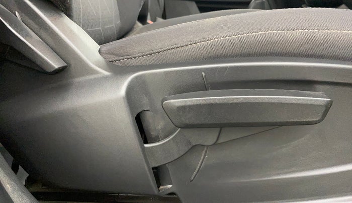 2022 Tata PUNCH ACCOMPLISHED MT, Petrol, Manual, 22,238 km, Driver Side Adjustment Panel