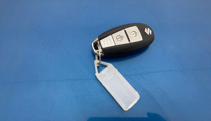 2017 Maruti IGNIS ZETA 1.2, Petrol, Manual, 57,776 km, Key Close Up