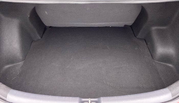 2022 Hyundai AURA SX (O) MT, Petrol, Manual, 3,382 km, Boot Inside