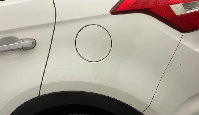 2017 Hyundai Creta SX PLUS AT 1.6 PETROL, Petrol, Automatic, 96,743 km, Left quarter panel - Minor scratches