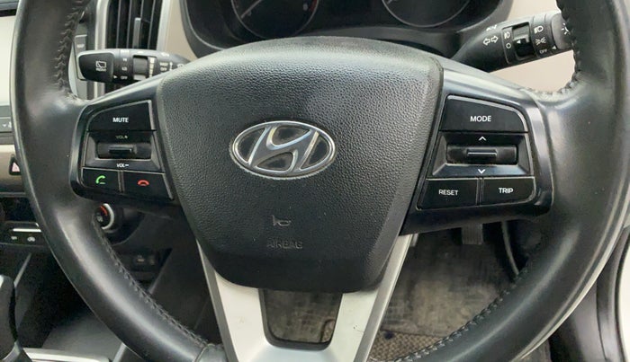 2017 Hyundai Creta SX PLUS AT 1.6 PETROL, Petrol, Automatic, 96,743 km, Steering wheel - Sound system control not functional