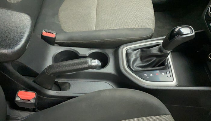 2017 Hyundai Creta SX PLUS AT 1.6 PETROL, Petrol, Automatic, 96,743 km, Gear Lever
