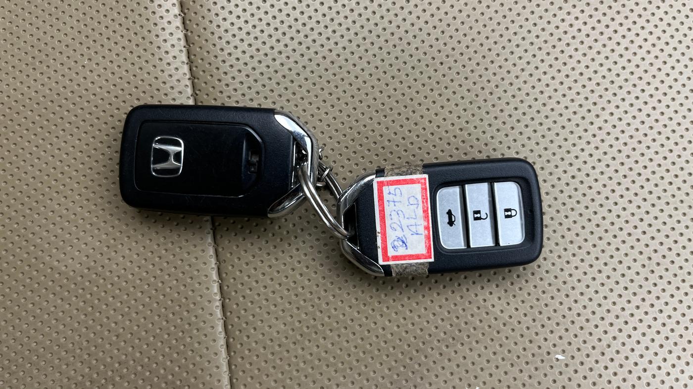 2020 Honda City 1.5L I-VTEC V MT, Petrol, Manual, 65,096 km, Key Close Up