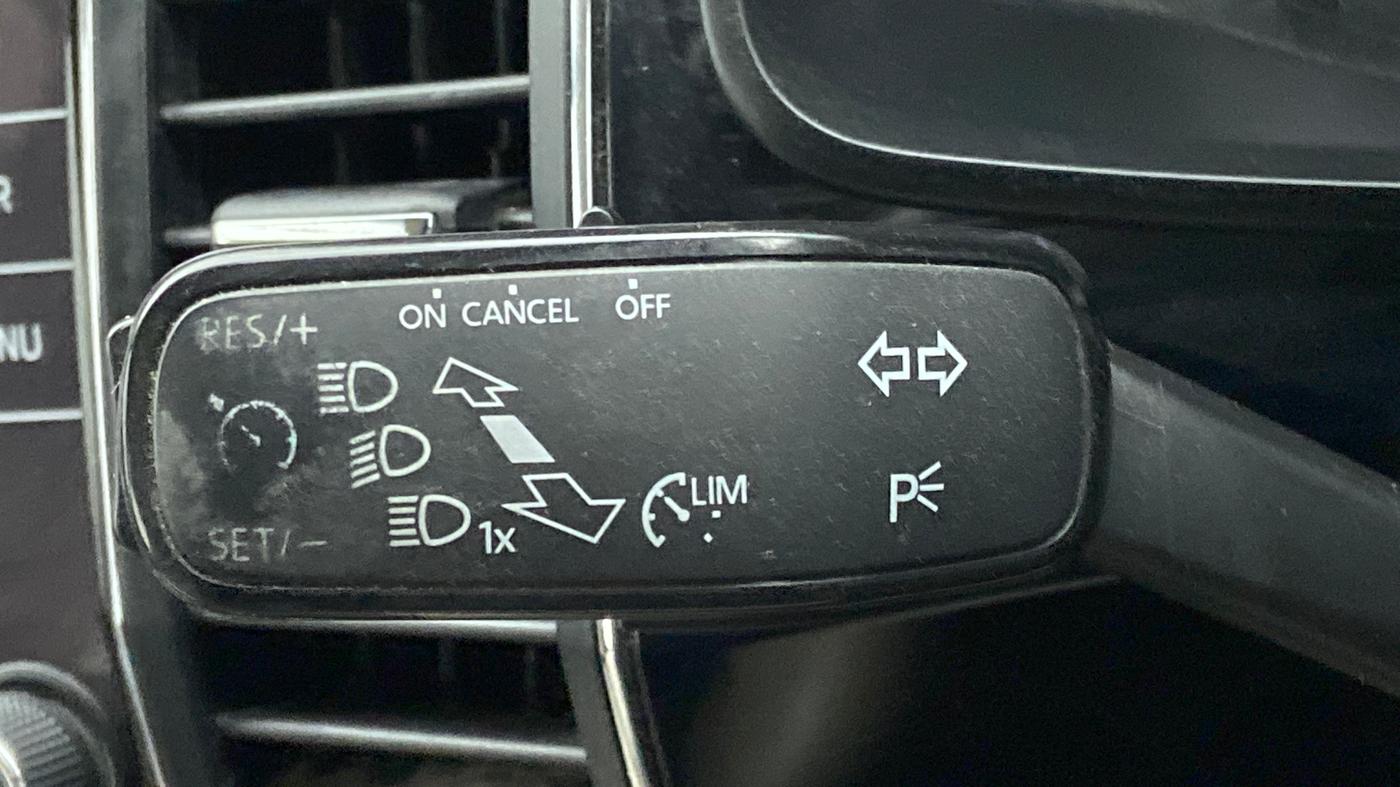 2018 Skoda Kodiaq STYLE 2.0 TDI 4X4 AT, Diesel, Automatic, 1,21,906 km, Adaptive Cruise Control