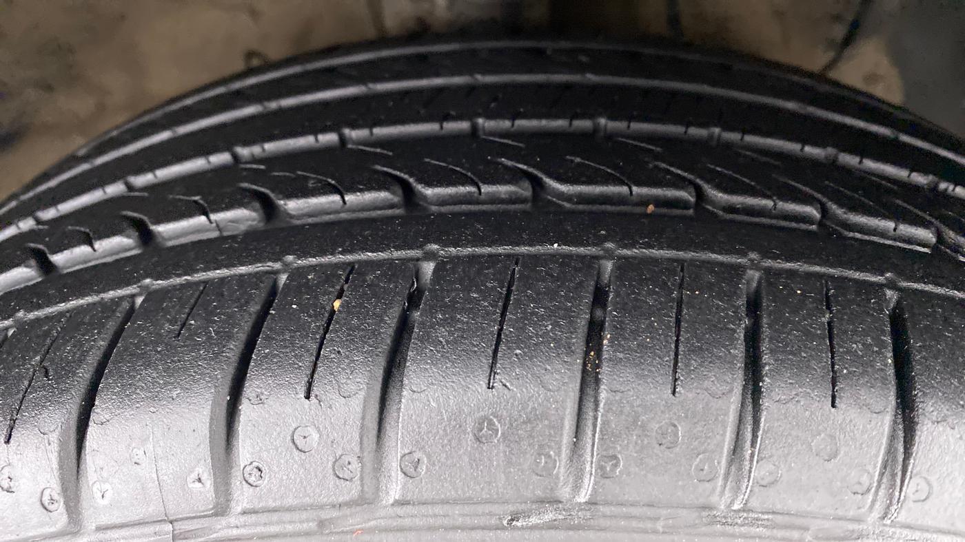 2018 Hyundai Verna 1.6 SX VTVT, Petrol, Manual, 77,903 km, Right Front Tyre Tread