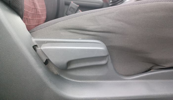 2014 Maruti Ritz VXI, Petrol, Manual, 64,908 km, Driver Side Adjustment Panel