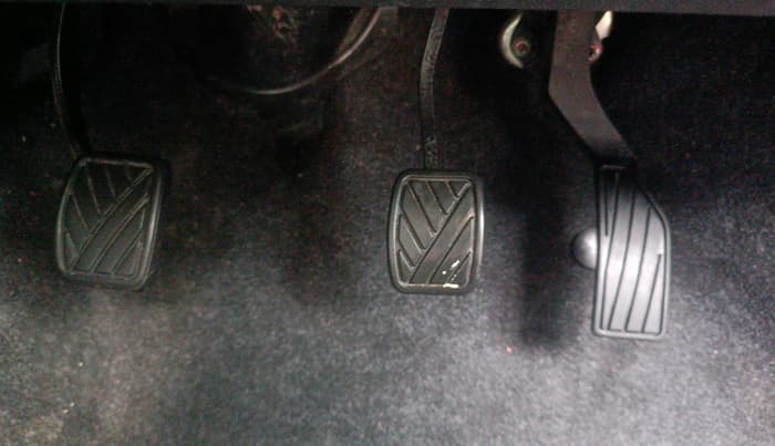 2014 Maruti Ritz VXI, Petrol, Manual, 64,908 km, Pedals