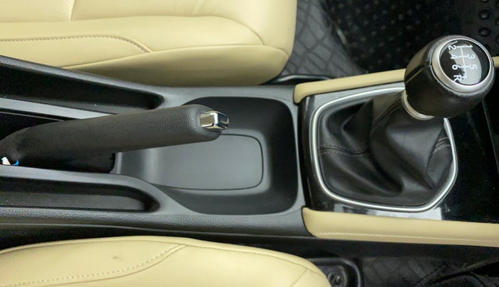 2022 Honda City ZX MT PETROL, Petrol, Manual, 4,995 km, Gear Lever