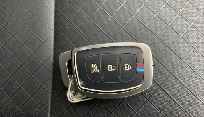 2016 Hyundai Creta SX PLUS 1.6 PETROL, Petrol, Manual, 84,413 km, Key Close Up