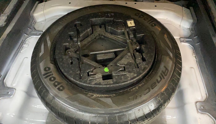 2016 Hyundai Creta SX PLUS 1.6 PETROL, Petrol, Manual, 84,413 km, Spare Tyre