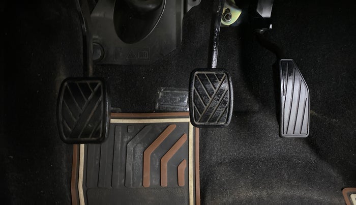 2020 Maruti New Wagon-R VXI 1.0, Petrol, Manual, 13,957 km, Pedals