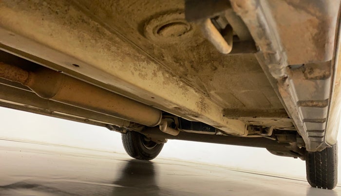2011 Maruti Swift VXI, Petrol, Manual, 54,923 km, Right Side Underbody