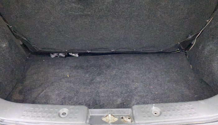 2011 Maruti Swift VXI, Petrol, Manual, 54,923 km, Boot Inside