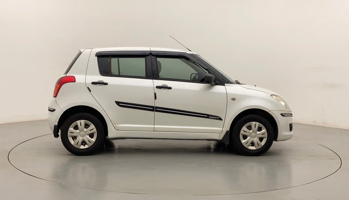2011 Maruti Swift VXI, Petrol, Manual, 54,923 km, Right Side View
