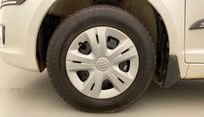 2011 Maruti Swift VXI, Petrol, Manual, 54,923 km, Left Front Wheel
