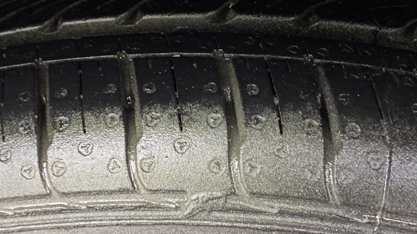 2015 Nissan Micra XV CVT, Petrol, Automatic, 31,216 km, Right Rear Tyre Tread