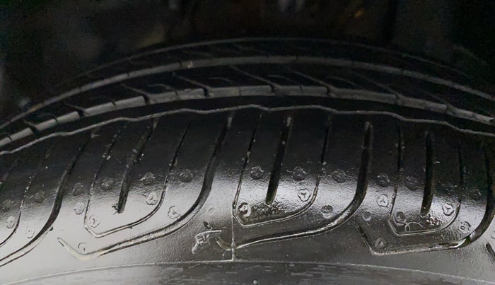 2022 Tata ALTROZ XZ PLUS PETROL DARK EDITION, Petrol, Manual, 14,242 km, Left Front Tyre Tread