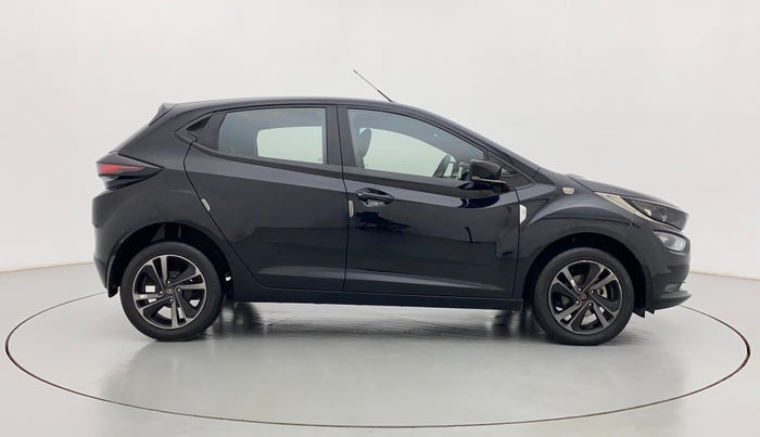 2022 Tata ALTROZ XZ PLUS PETROL DARK EDITION, Petrol, Manual, 14,242 km, Right Side View