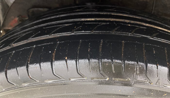 2016 Hyundai Elite i20 SPORTZ 1.2, Petrol, Manual, 90,234 km, Right Rear Tyre Tread