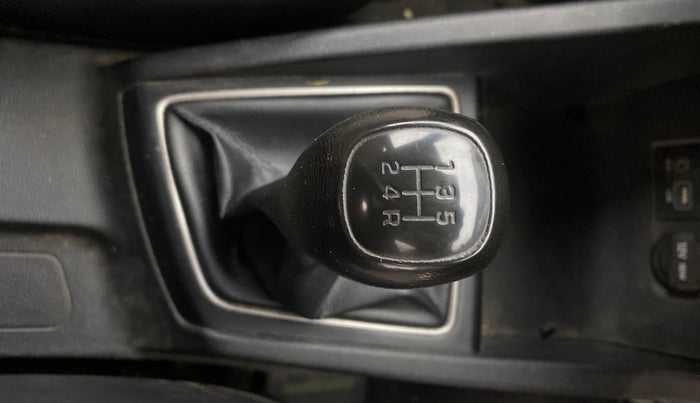 2016 Hyundai Elite i20 SPORTZ 1.2, Petrol, Manual, 90,234 km, Gear Lever