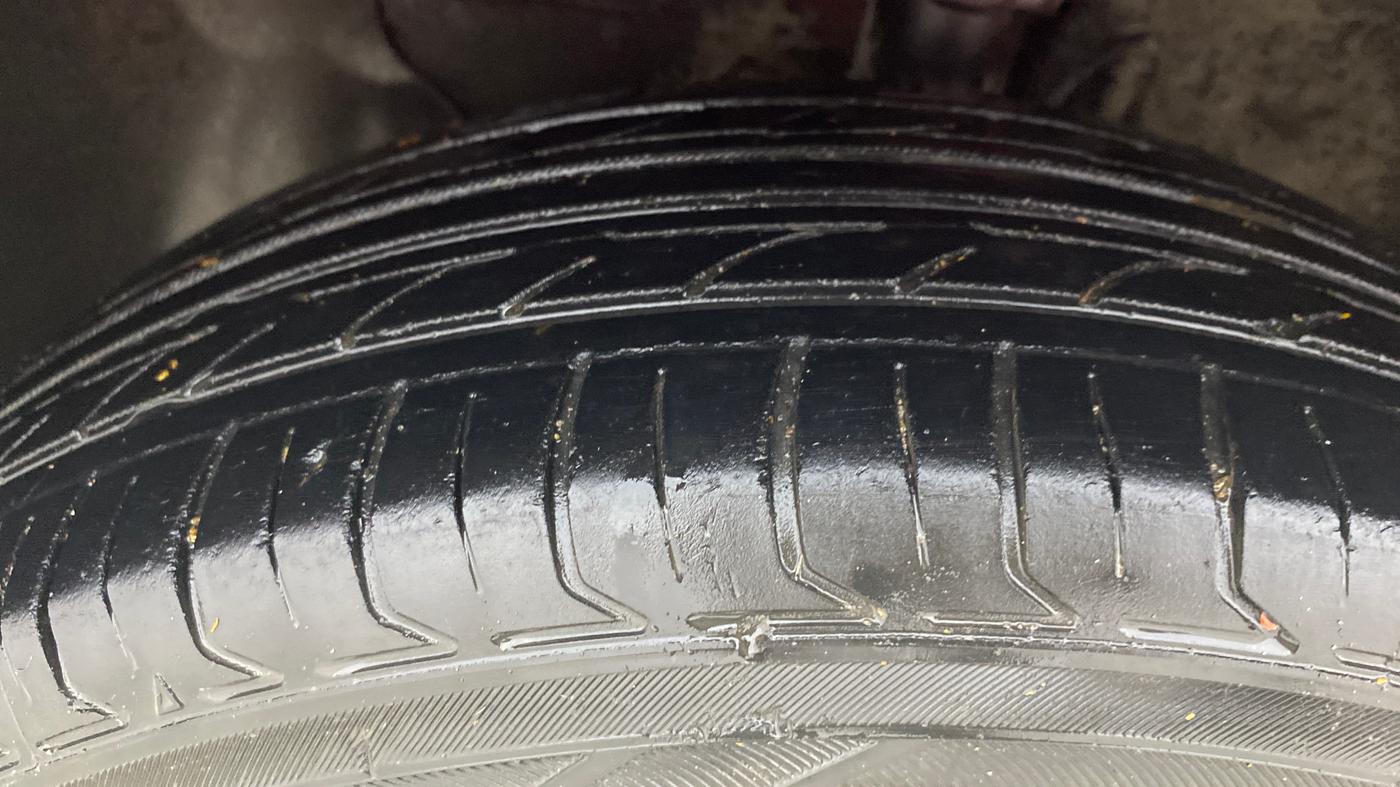 2016 Hyundai Elite i20 SPORTZ 1.2, Petrol, Manual, 90,196 km, Left Front Tyre Tread