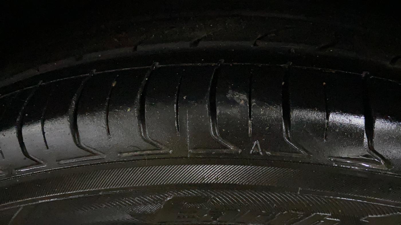 2019 Hyundai Creta SX AT 1.6 PETROL, Petrol, Automatic, 76,152 km, Left Rear Tyre Tread