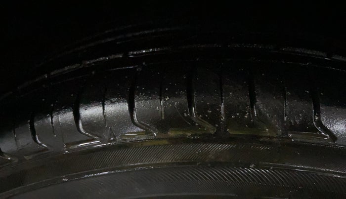 2019 Hyundai Creta SX AT 1.6 PETROL, Petrol, Automatic, 76,152 km, Right Rear Tyre Tread