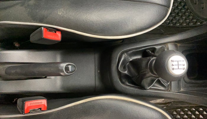 2017 Maruti Swift LXI (O), Petrol, Manual, 95,371 km, Gear Lever