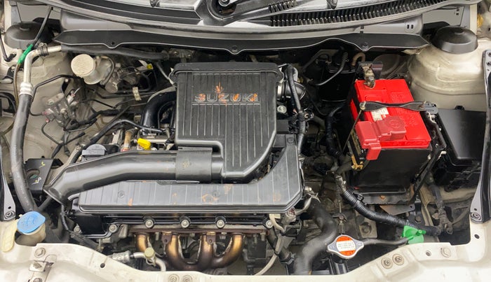 2017 Maruti Swift LXI (O), Petrol, Manual, 95,371 km, Engine View