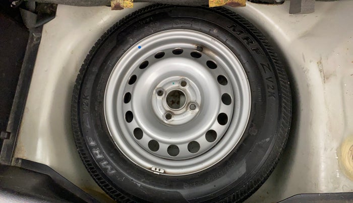 2017 Maruti Swift LXI (O), Petrol, Manual, 95,371 km, Spare Tyre