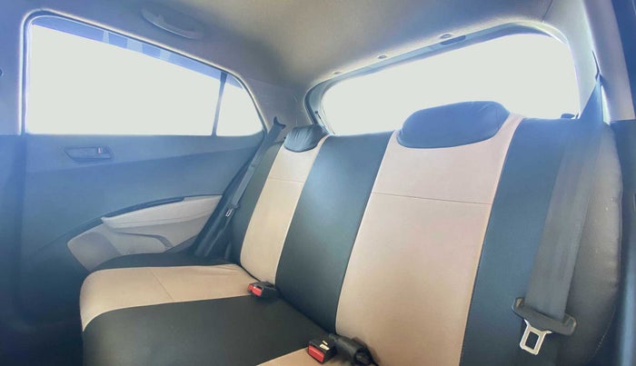 2018 Hyundai Grand i10 MAGNA 1.2 KAPPA VTVT, Petrol, Manual, 53,943 km, Right Side Rear Door Cabin