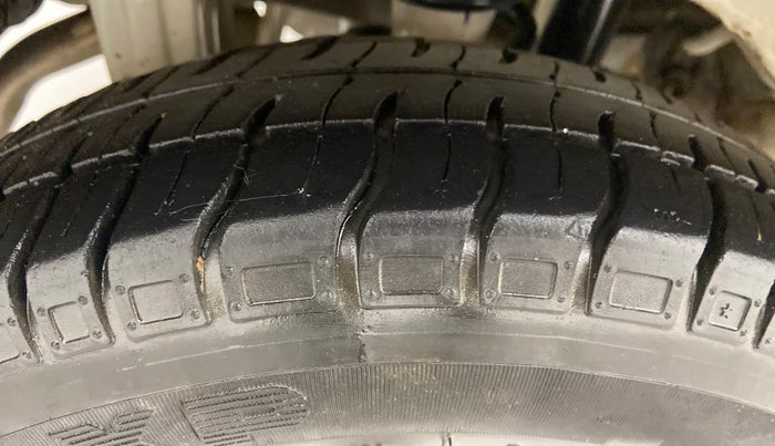 2018 Maruti Alto 800 LXI, Petrol, Manual, 16,179 km, Right Rear Tyre Tread