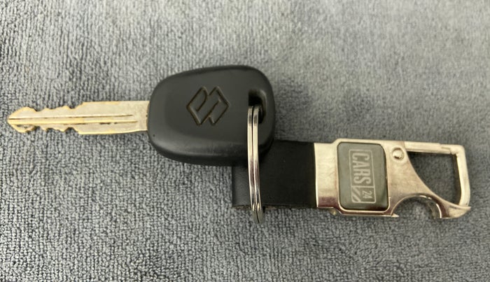 2018 Maruti Alto 800 LXI, Petrol, Manual, 16,179 km, Key Close Up