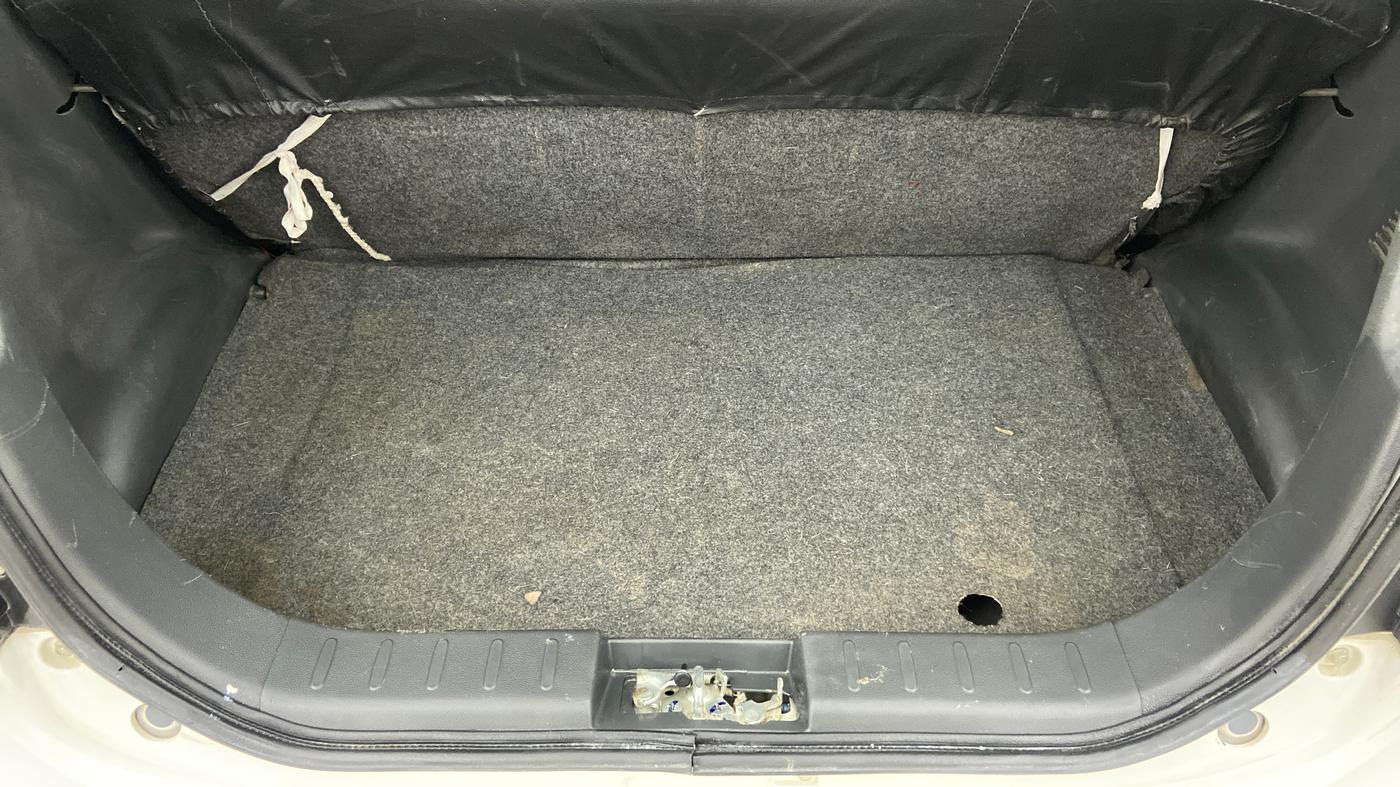 2018 Maruti Alto 800 LXI, Petrol, Manual, 16,179 km, Boot Inside