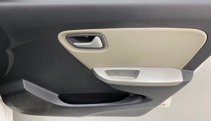 2017 Maruti Alto K10 VXI AMT, Petrol, Automatic, 27,055 km, Driver Side Door Panels Control