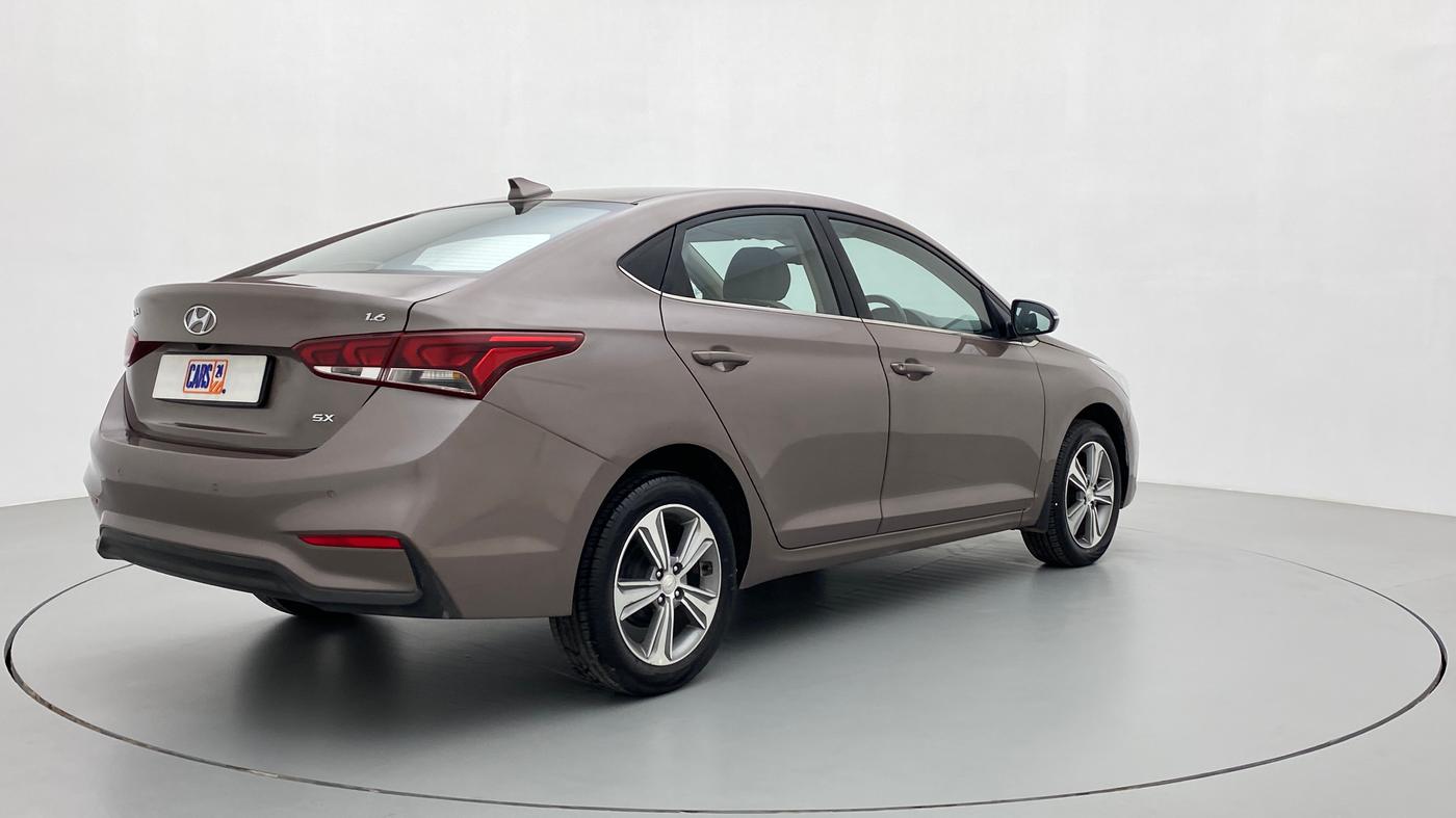 2017 Hyundai Verna 1.6 SX VTVT, Petrol, Manual, 89,065 km, Right Back Diagonal
