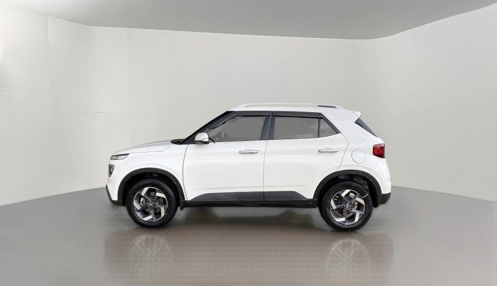 2019 Hyundai VENUE SX(O) CRDi, Diesel, Manual, 33,699 km, Left Side