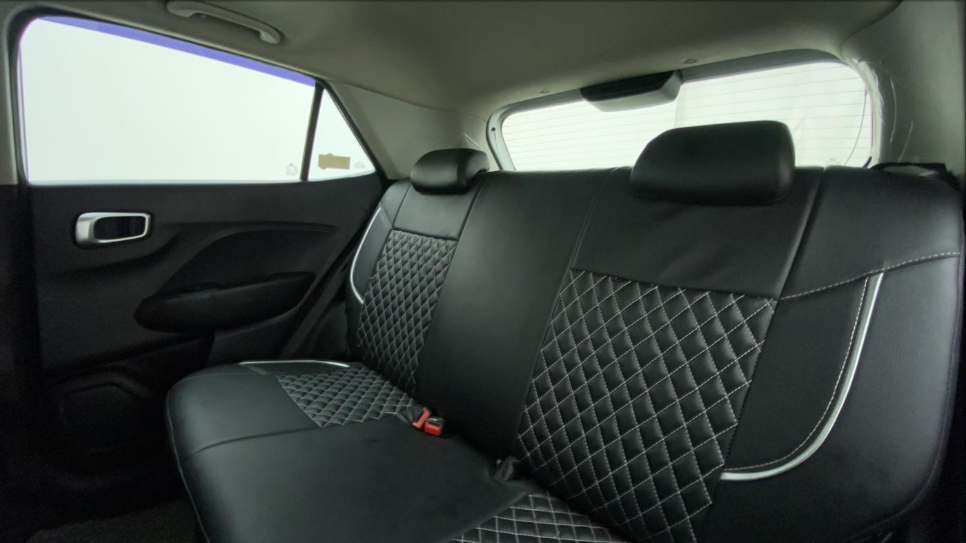 2019 Hyundai VENUE 1.0 TURBO GDI SX+ AT, Petrol, Automatic, 71,423 km, Right Side Rear Door Cabin