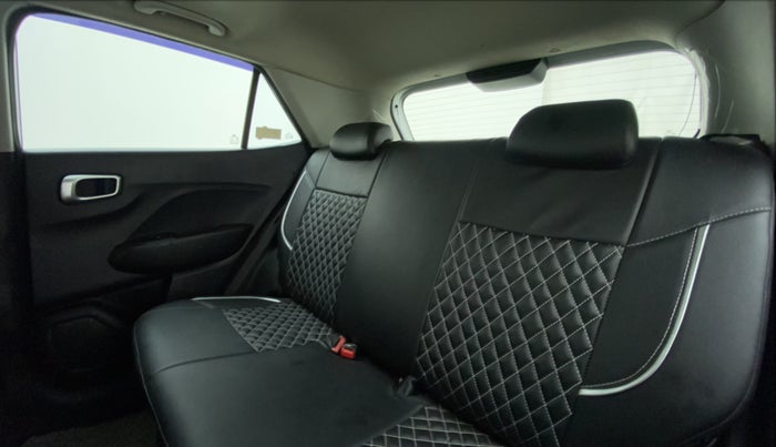 2019 Hyundai VENUE 1.0 TURBO GDI SX+ AT, Petrol, Automatic, 71,423 km, Right Side Rear Door Cabin